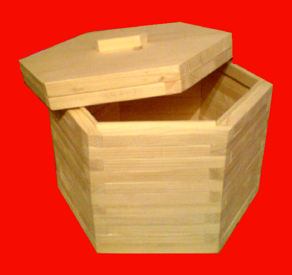 Zwiebeltopf mit Deckel