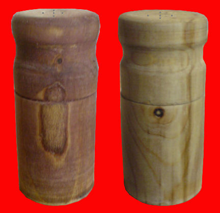 Pfeffer- und Salzstreuer